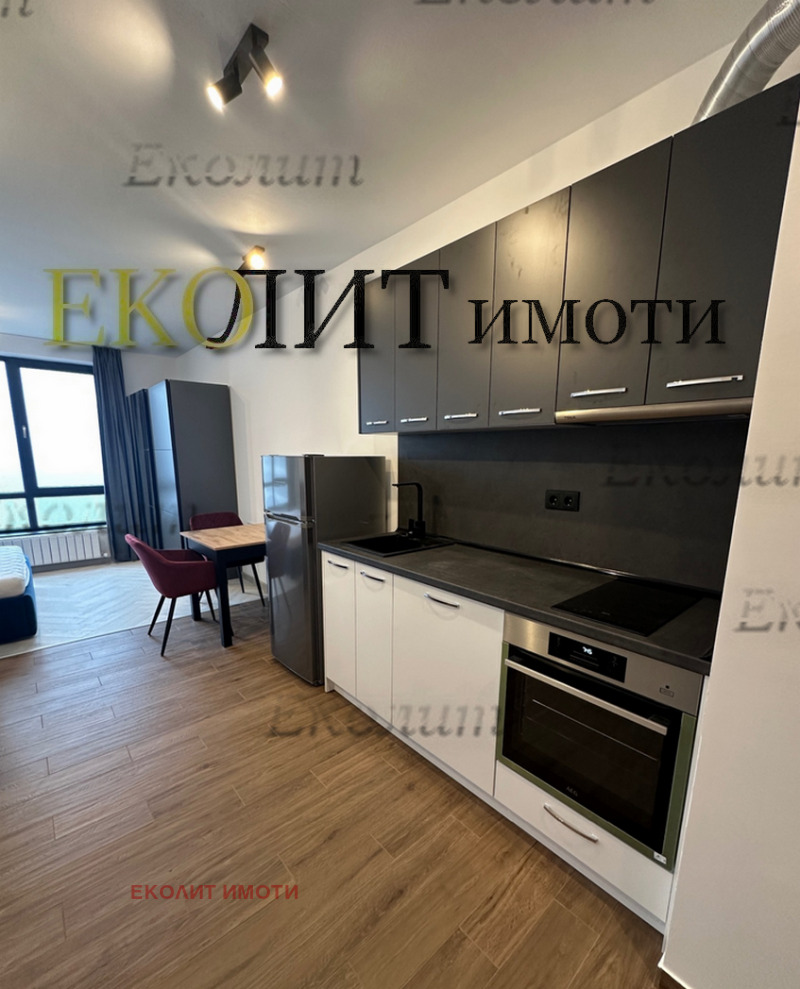 Til leie  Loft Sofia , Ovsja kupel 1 , 38 kvm | 76033167 - bilde [2]