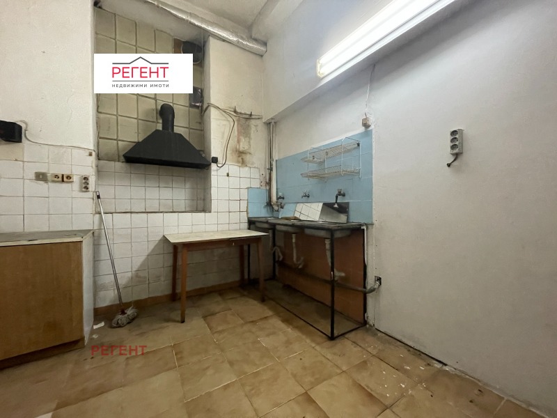 Дава под наем МАГАЗИН, гр. Габрово, Център, снимка 4 - Магазини - 50454890