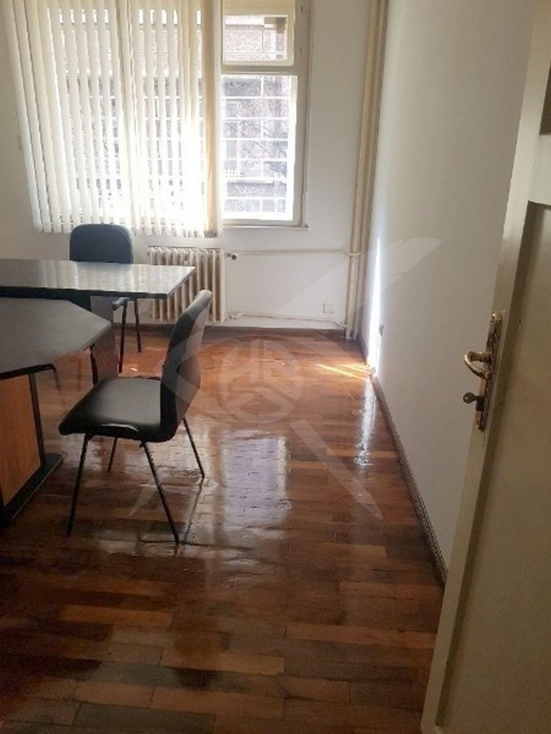 Kiadó  3+ hálószoba Sofia , Centar , 100 négyzetméter | 56164965 - kép [7]