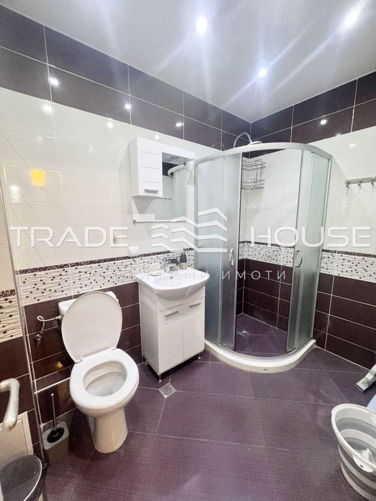 Дава под наем 2-СТАЕН, гр. Пловдив, Кючук Париж, снимка 5 - Апартаменти - 52983456