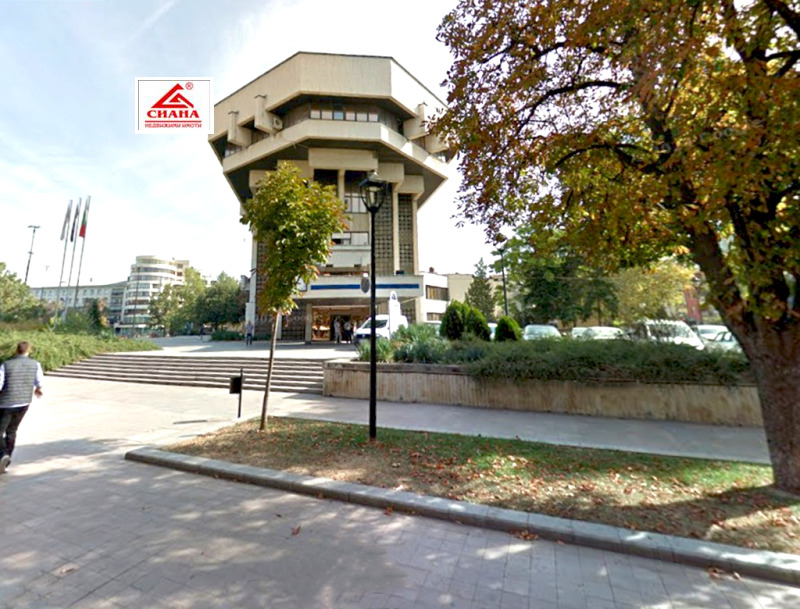 Дава под наем ОФИС, гр. Русе, Център