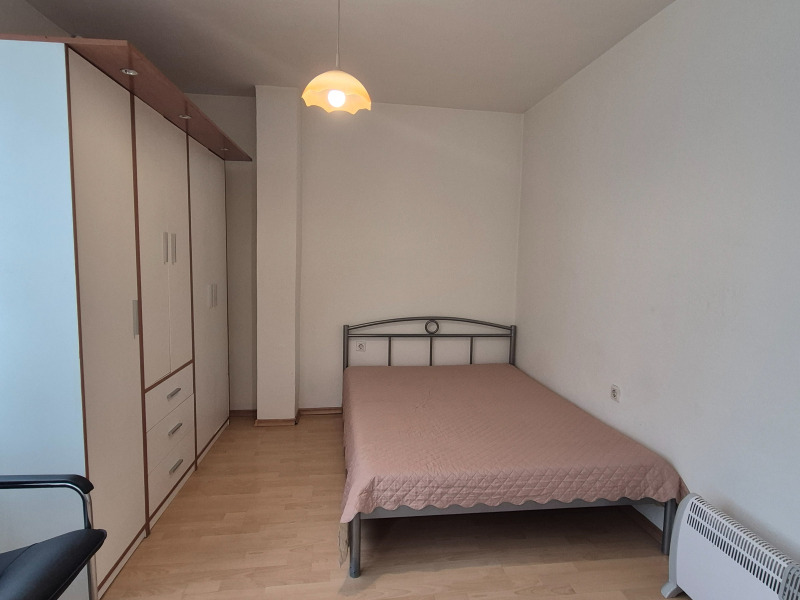 Дава под наем 3-СТАЕН, гр. София, Център, снимка 6 - Апартаменти - 53031770