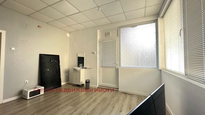 K pronájmu  Kancelář Gabrovo , Centar , 40 m2 | 25369796 - obraz [2]