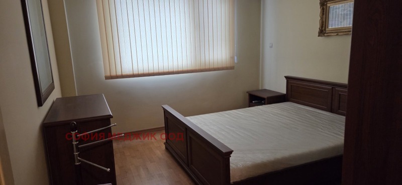 Дава под наем 3-СТАЕН, гр. София, Света Троица, снимка 3 - Апартаменти - 53189399