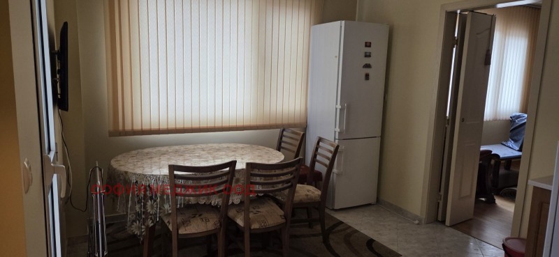 Дава под наем 3-СТАЕН, гр. София, Света Троица, снимка 7 - Апартаменти - 53189399