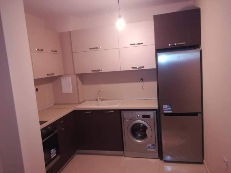 Da affittare  1 camera da letto Plovdiv , Trakiia , 65 mq | 38463891