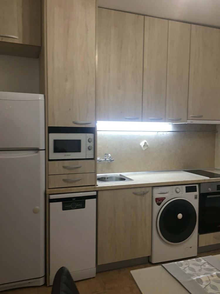 Дава под наем 3-СТАЕН, гр. София, Лозенец, снимка 4 - Апартаменти - 53412927