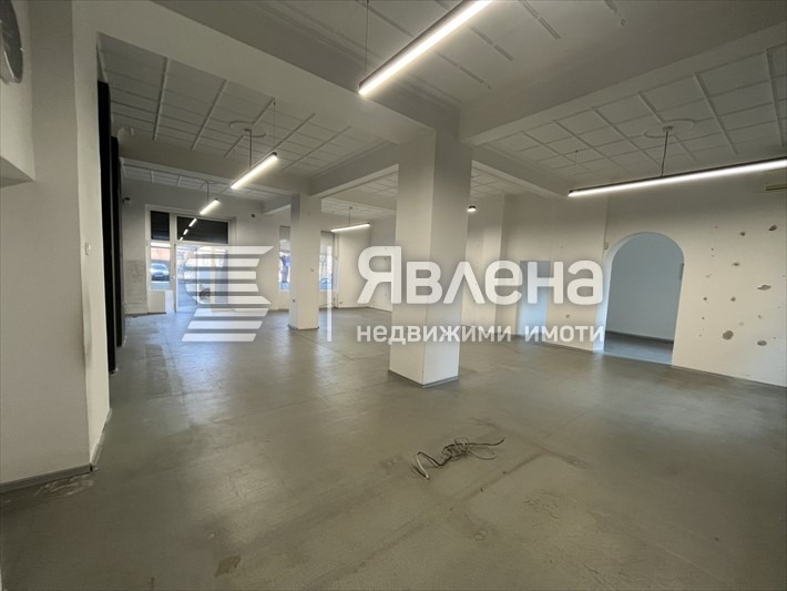 Дава под наем МАГАЗИН, гр. София, Център