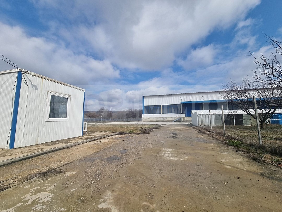 Дава под Наем ПРОМ. ПОМЕЩЕНИЕ | Imot.bg — изображение 2