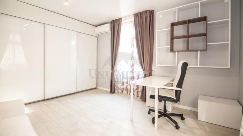 För uthyrning  2 sovrum Sofia , Centar , 120 kvm | 62089270 - bild [17]