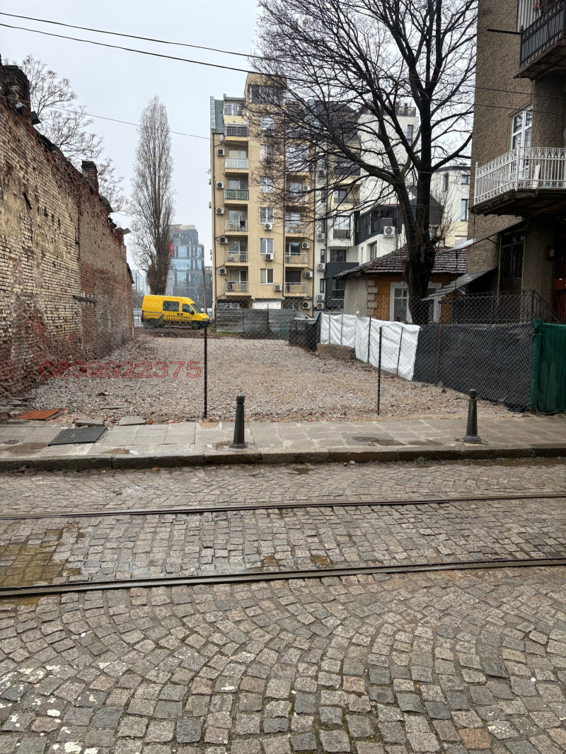 Дава под наем МЯСТО, гр. София, Център