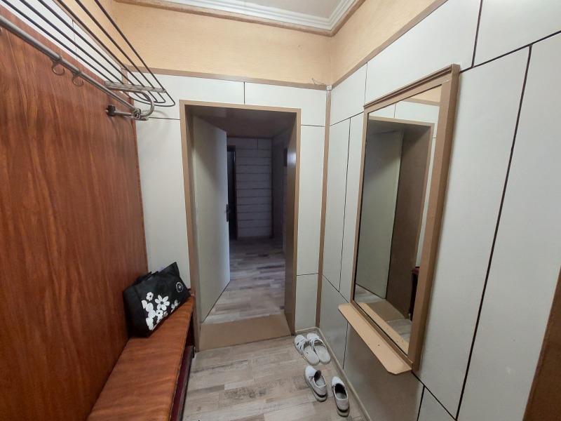 Дава под наем  3-стаен град Велико Търново , Център , 94 кв.м | 78967065 - изображение [2]