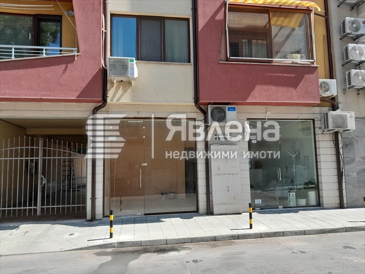 Vuokrattavana  Toimisto Plovdiv , Karšijaka , 23 neliömetriä | 75540903