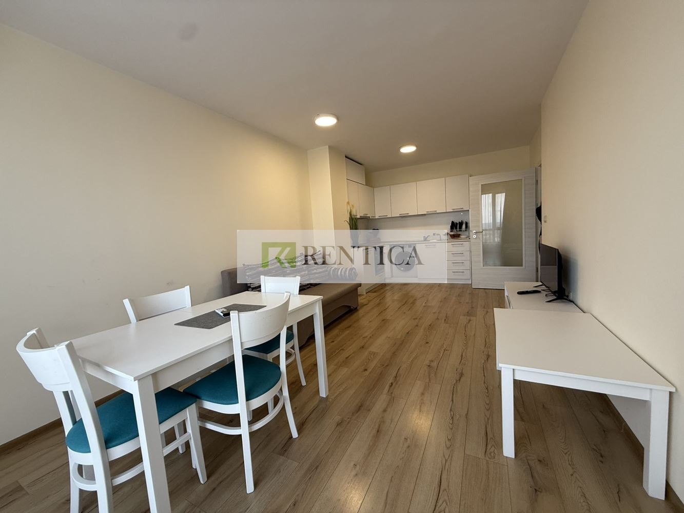 Дава под наем 2-СТАЕН, гр. Варна, Аспарухово, снимка 3 - Апартаменти - 54051140