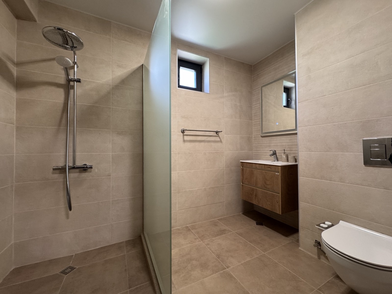 Дава под Наем КЪЩА | Imot.bg — изображение 9