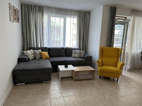 2 bedroom Lazur, Burgas 1