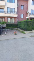 Дава под наем ГАРАЖ, ПАРКОМЯСТО, гр. София, Витоша, снимка 1