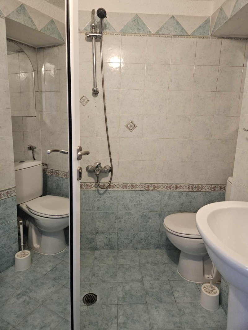 Дава под наем 2-СТАЕН, гр. София, Хладилника, снимка 11 - Апартаменти - 53371377