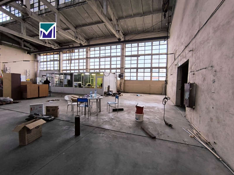 Дава под наем СКЛАД, гр. Враца, Промишлена зона, снимка 5 - Складове - 52647743