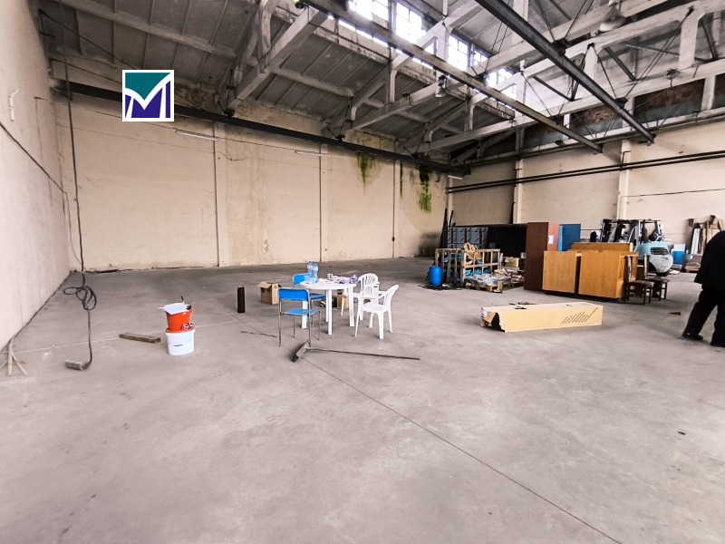 Дава под наем СКЛАД, гр. Враца, Промишлена зона