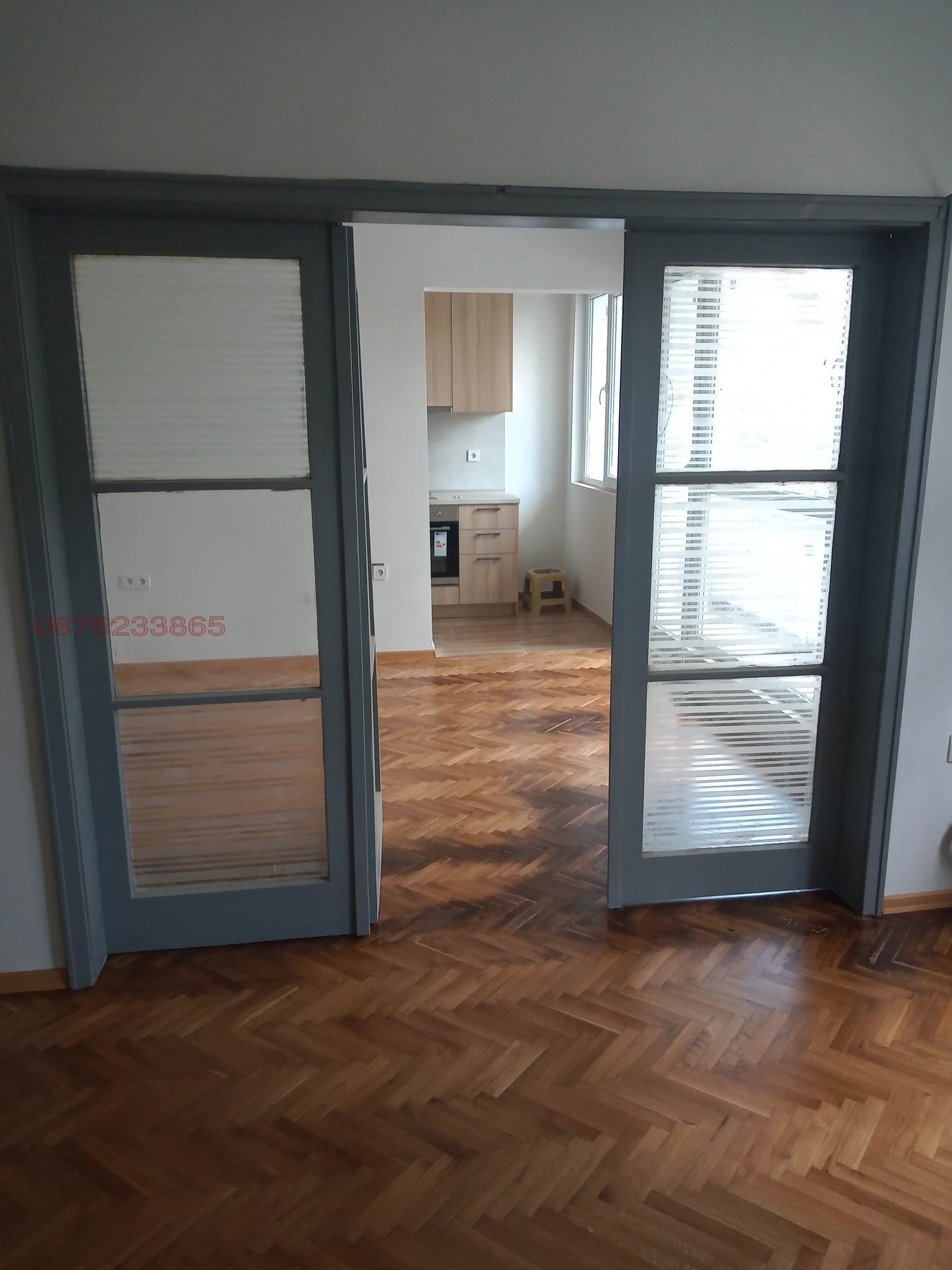 Дава под наем 3-СТАЕН, гр. Бургас, Център, снимка 2 - Апартаменти - 55429945