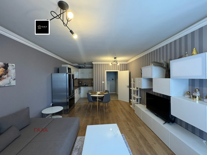 Da affittare  1 camera da letto Sofia , Bakston , 77 mq | 41312136