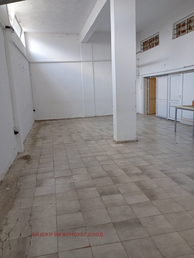 K pronájmu  Úložný prostor Sofia , Chladilnika , 68 m2 | 23573453