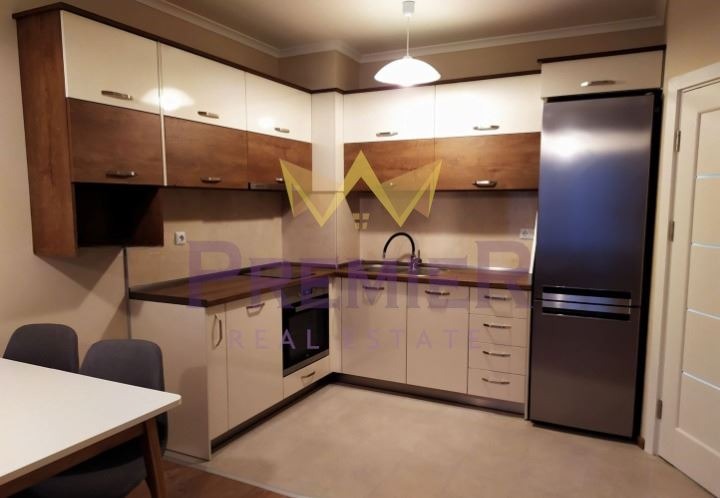 A louer  1 chambre Varna , Levski 1 , 60 m² | 42856774