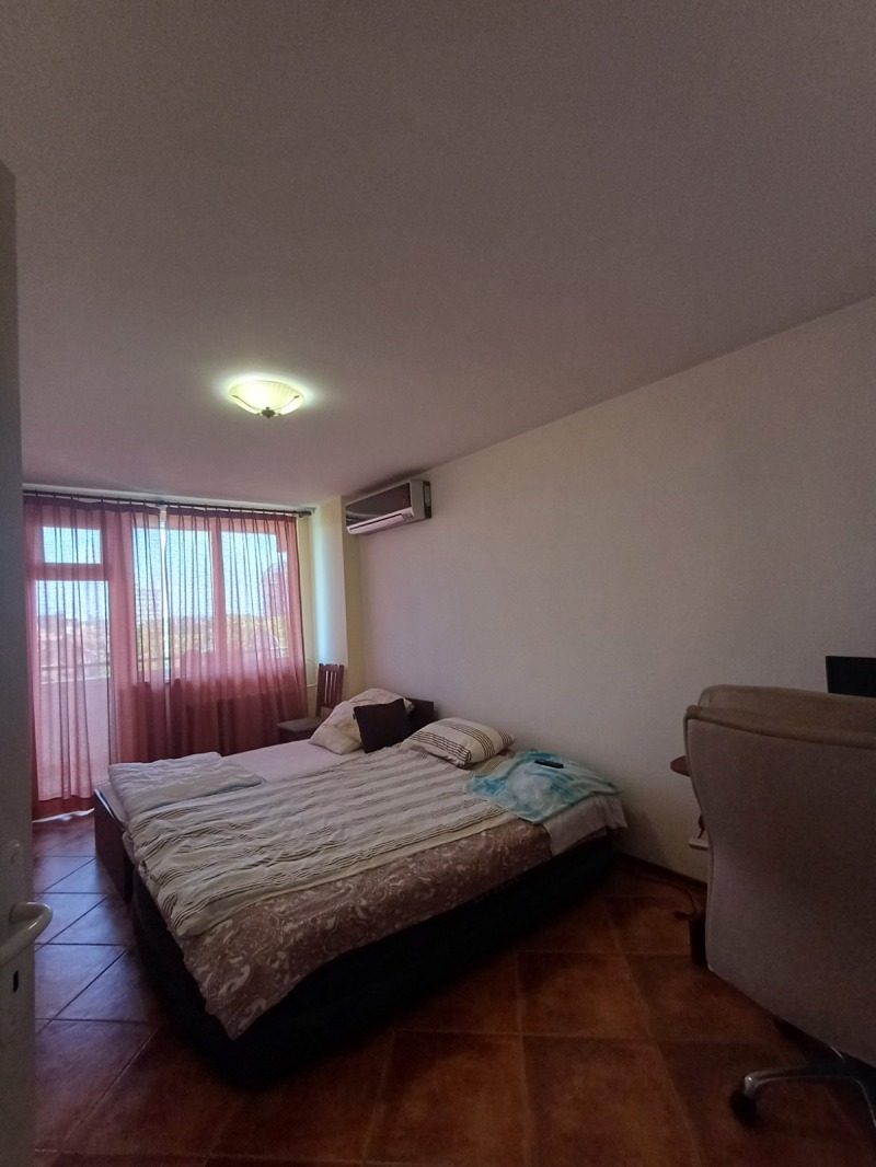 K pronájmu  2 ložnice Sofia , Centar , 87 m2 | 63799108 - obraz [8]