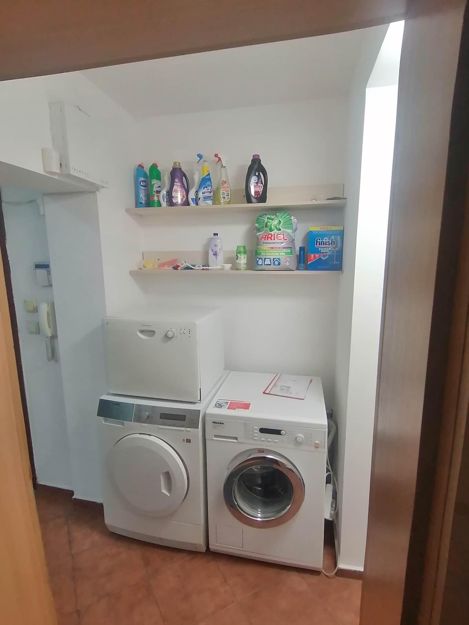 Дава под наем 4-СТАЕН, гр. София, Стрелбище, снимка 11 - Апартаменти - 55615860
