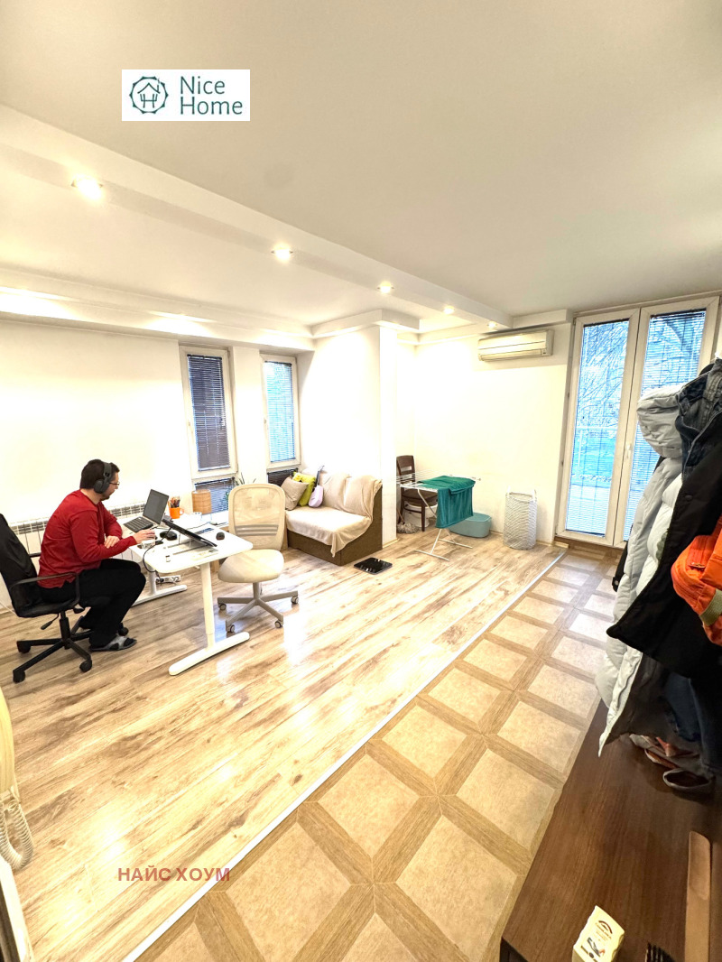 Дава под наем 2-СТАЕН, гр. София, Изток