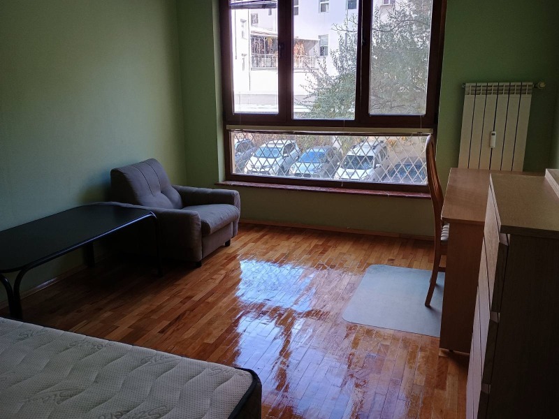 Zu vermieten  2 Schlafzimmer Sofia , Doktorski pametnik , 120 qm | 93472170 - Bild [7]