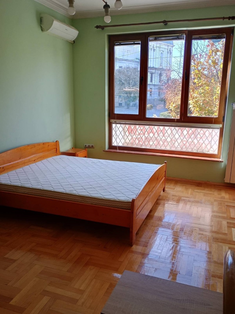 Zu vermieten  2 Schlafzimmer Sofia , Doktorski pametnik , 120 qm | 93472170 - Bild [6]