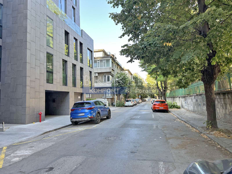 Te huur  Kantoor Varna , Tsentar , 84 m² | 51664138 - afbeelding [2]