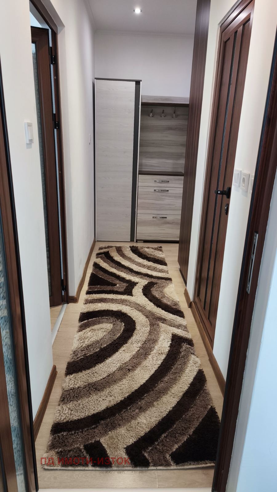 Дава под наем 2-СТАЕН, гр. София, Света Троица, снимка 7 - Апартаменти - 56010316