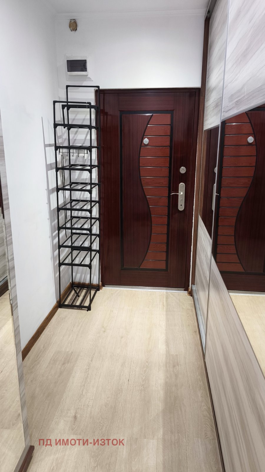 Дава под наем 2-СТАЕН, гр. София, Света Троица, снимка 8 - Апартаменти - 56010316