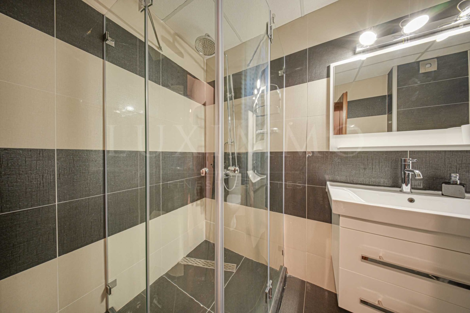 ���� ��� ���� 3-����� | Imot.bg � ����������� 16