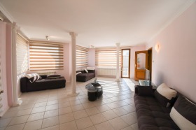 ЕТАЖ ОТ КЪЩА, 150 m2