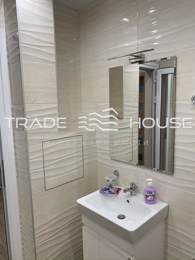 En renta  2 dormitorios Plovdiv , Karshiyaka , 95 metros cuadrados | 23967359 - imagen [9]