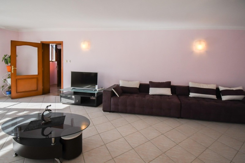 Дава под наем ЕТАЖ ОТ КЪЩА, гр. София, Надежда 4, снимка 3 - Етаж от къща - 53286729