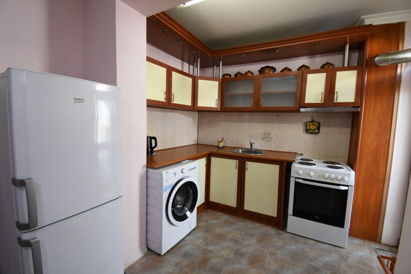 Дава под наем ЕТАЖ ОТ КЪЩА, гр. София, Надежда 4, снимка 6 - Етаж от къща - 53286729