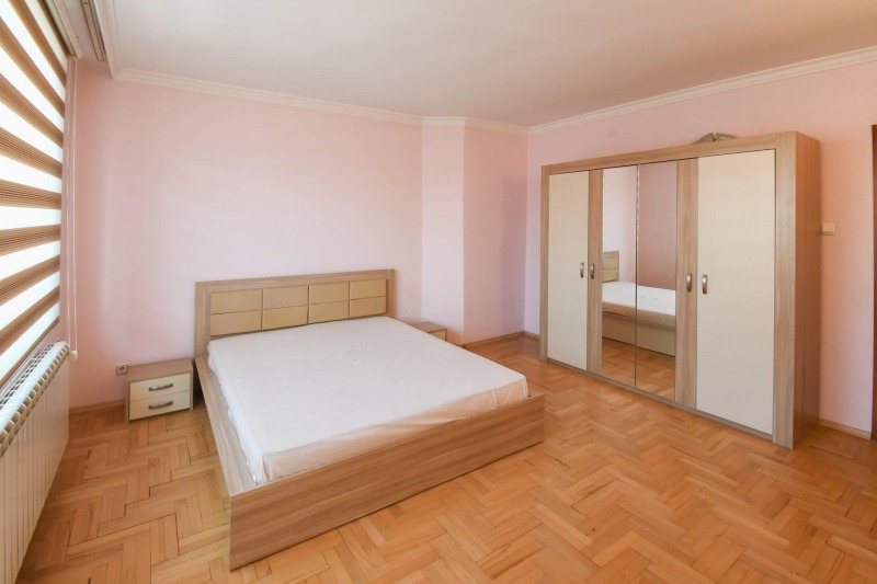 Дава под наем ЕТАЖ ОТ КЪЩА, гр. София, Надежда 4, снимка 11 - Етаж от къща - 53286729