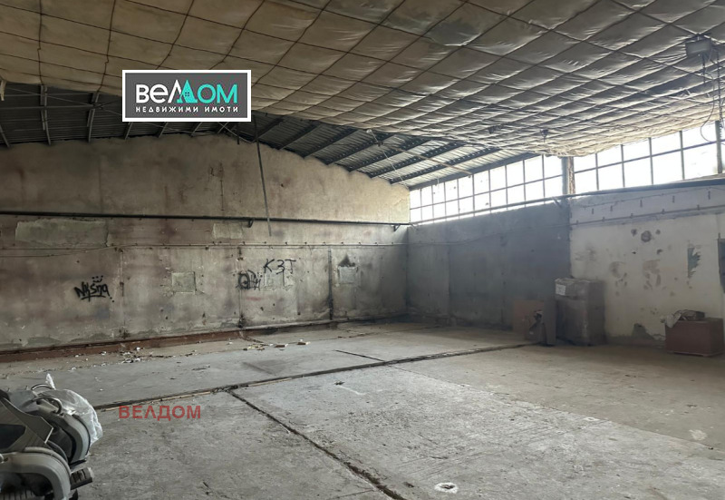 Дава под наем СКЛАД, гр. Варна, Западна промишлена зона, снимка 3 - Складове - 52624121