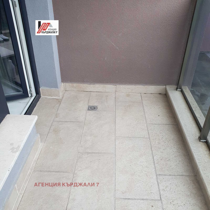 Дава под наем 3-СТАЕН, гр. Кърджали, Център, снимка 13 - Апартаменти - 53570749