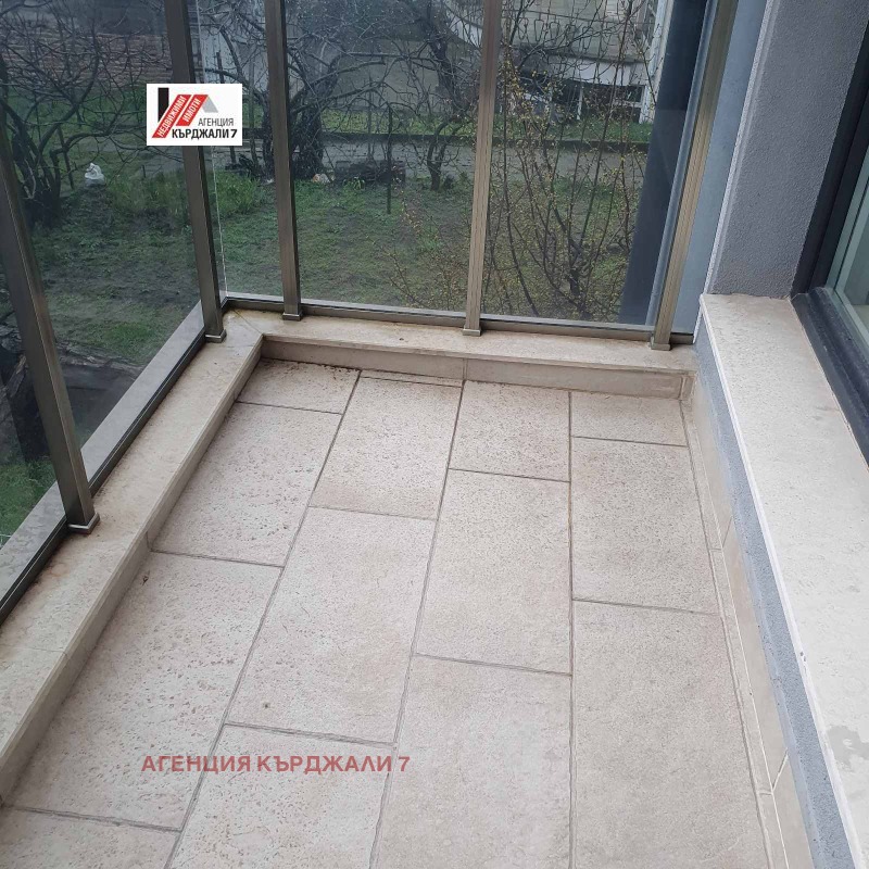 Дава под наем 3-СТАЕН, гр. Кърджали, Център, снимка 12 - Апартаменти - 53570749