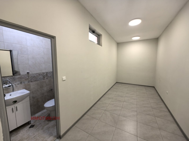 Vuokrattavana  Myymälä Slivenin alue , Nova Zagora , 75 neliömetriä | 68941779 - kuva [5]