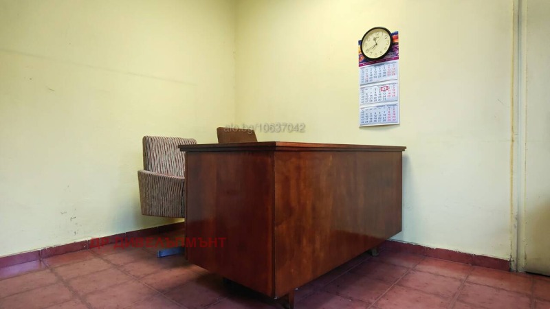 Kiralık  Mağaza Burgas , Vazrajdane , 20 metrekare | 53502526 - görüntü [4]