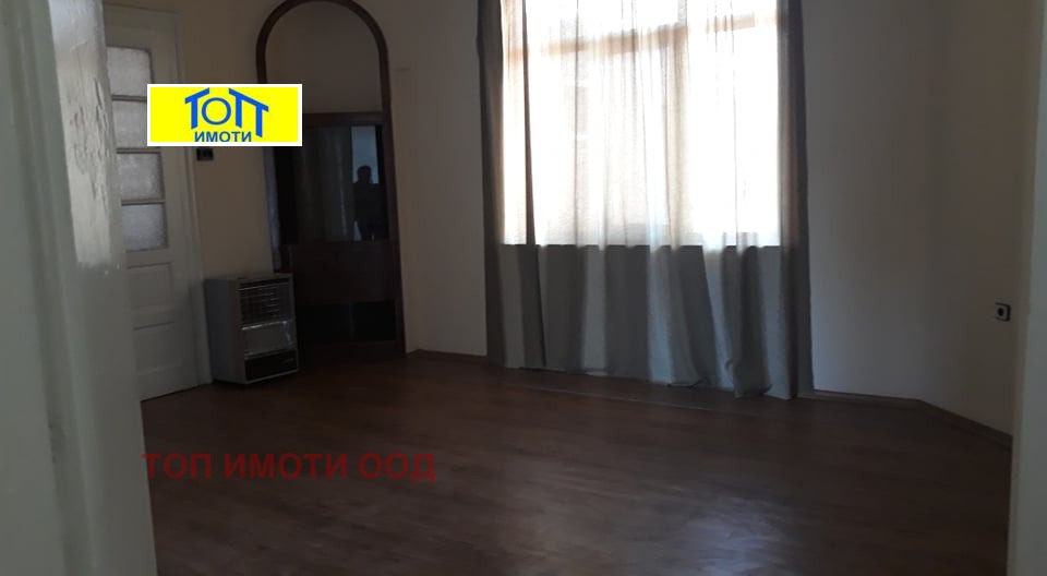 Дава под наем ОФИС, гр. Русе, Център, снимка 2 - Офиси - 51342109