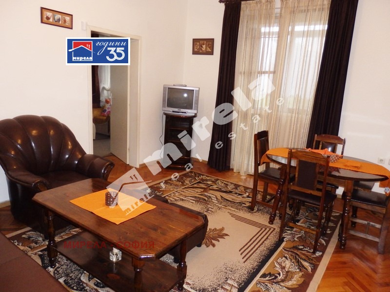 Дава под наем 2-СТАЕН, гр. София, Център, снимка 2 - Апартаменти - 53910783