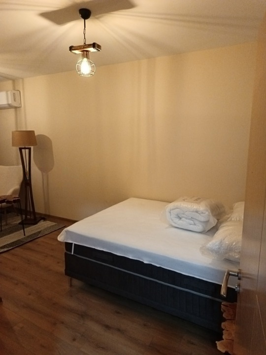 Издаје се  2 спаваће собе Софија , Центар , 74 м2 | 15950361 - слика [3]